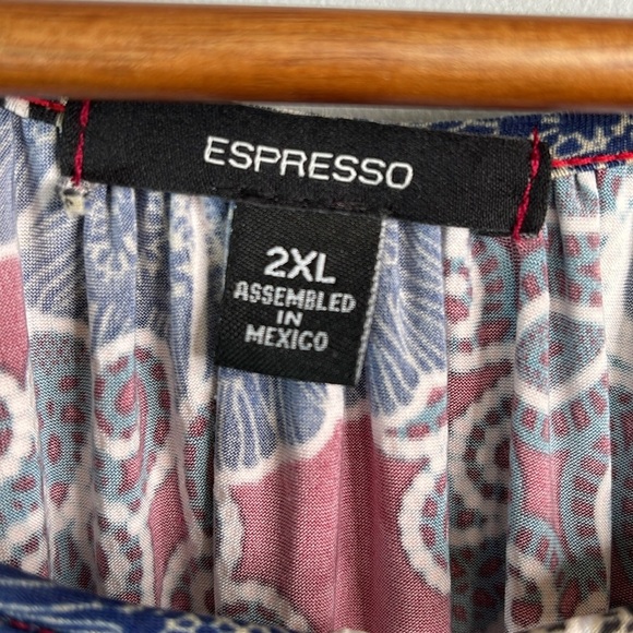 Espresso Asymmetrical Blue and Red Blouse 3/4 Sleeve - Picture 8 of 11